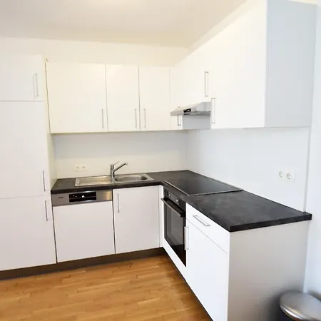 Flataid Stadion & Messe Štýrský Hradec