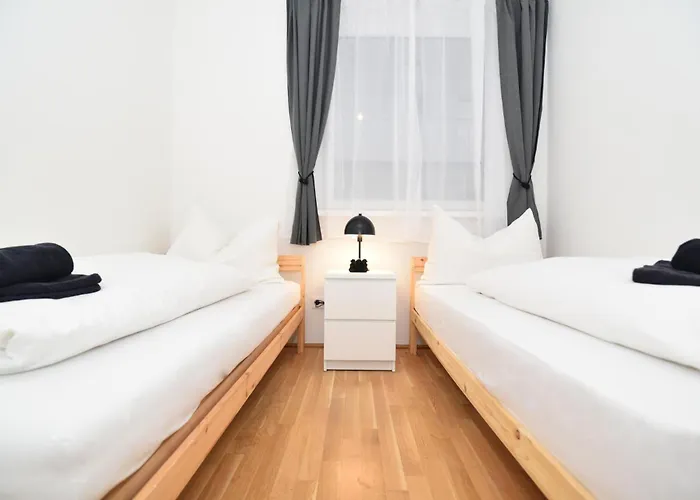 Flataid Stadion & Messe *